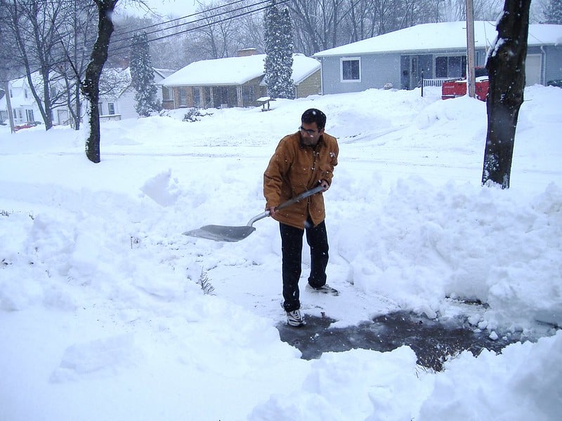 3 Tips to Keep Your Sidewalk & Driveway Ice-Free
